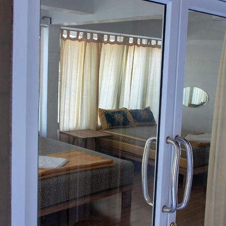 Ban_Na Hotell Koh Chang Exteriör bild