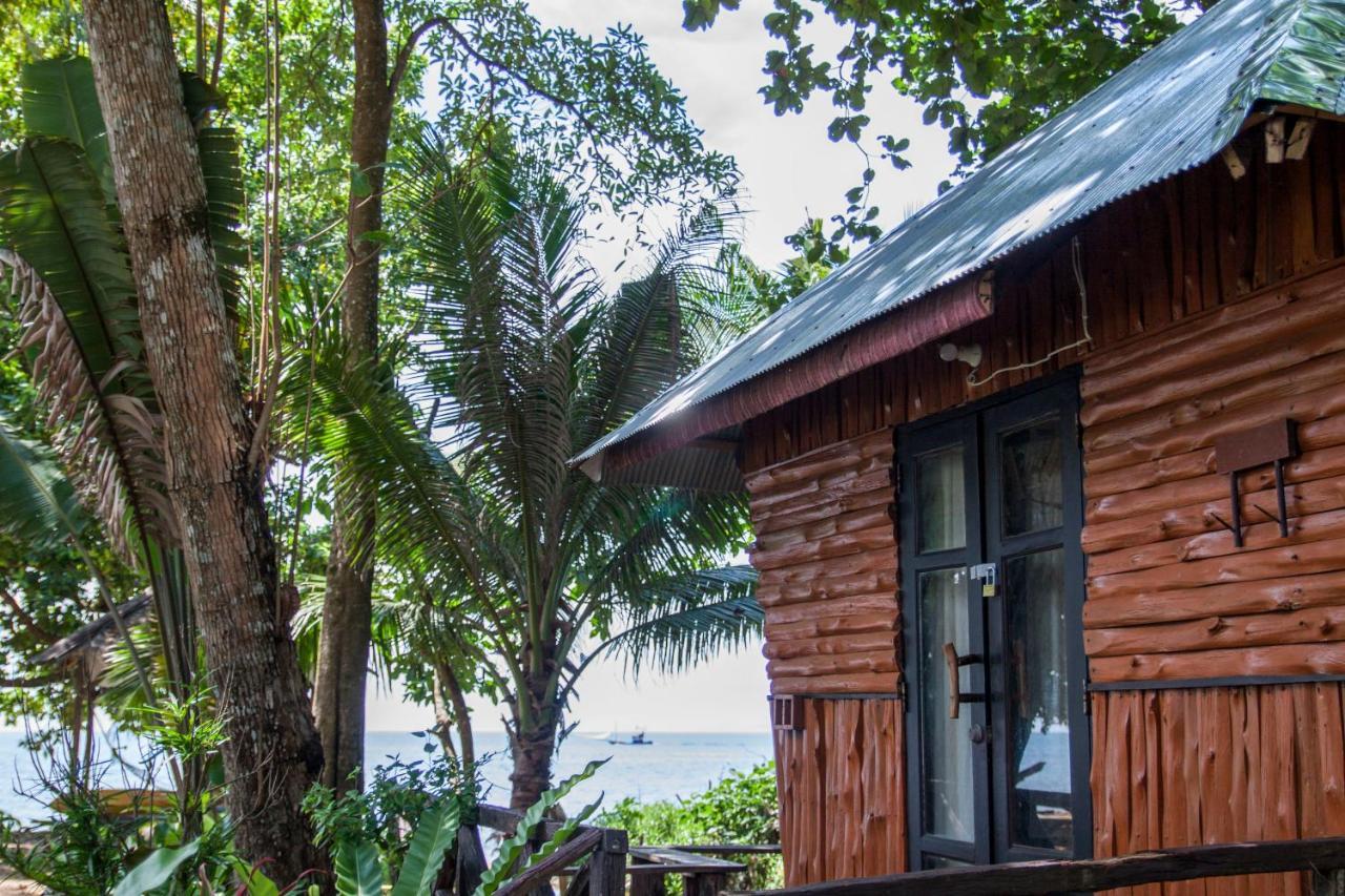 Ban_Na Hotell Koh Chang Exteriör bild