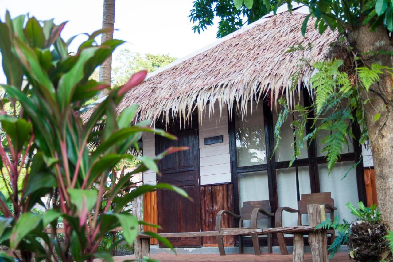 Ban_Na Hotell Koh Chang Exteriör bild