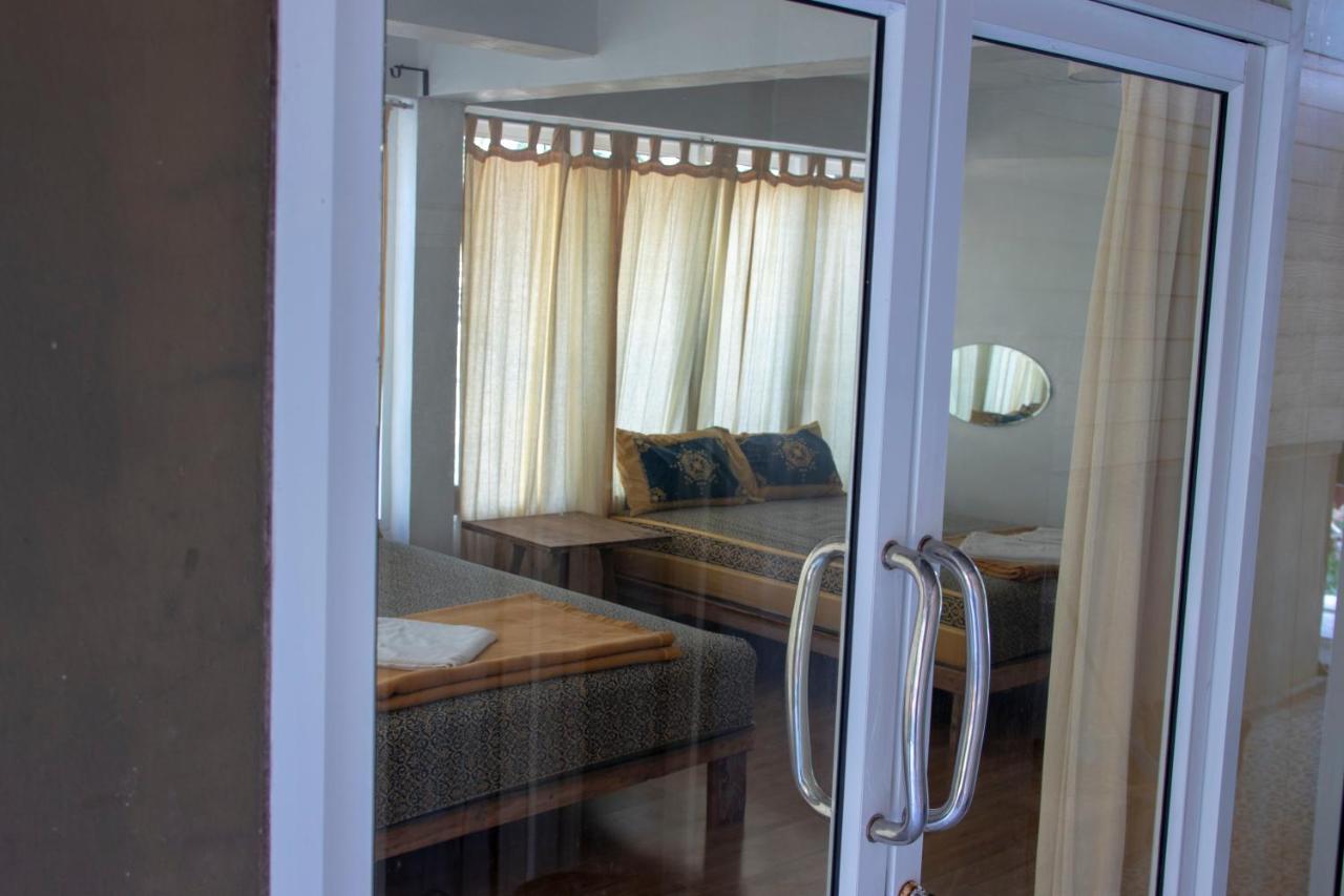 Ban_Na Hotell Koh Chang Exteriör bild
